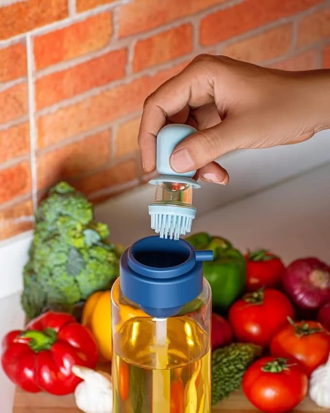 Clazkit Plastic Jar Oil & Liquid Storage Dispenser with Brush